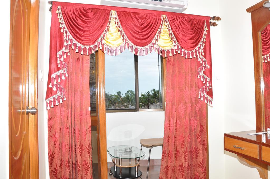 Sri Sarvesha Js Palace Temple View Tiruvannāmalai Esterno foto