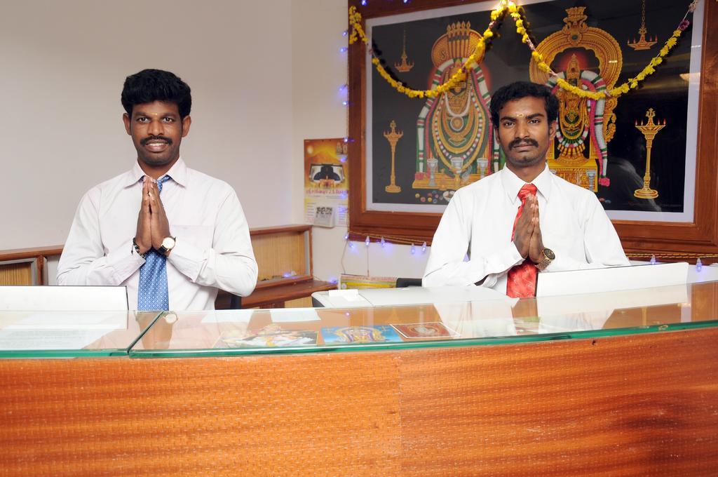 Sri Sarvesha Js Palace Temple View Tiruvannāmalai Esterno foto